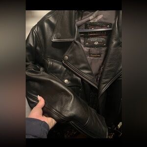 XPERT XL leather bomber jacket. EUC. 0 bruises/bumps, Heavy duty, authentic